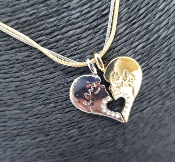 Парная подвеска Сердце на цепочках (2 цепочки, 2 половинки сердца)